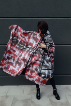 Load image into Gallery viewer, Poncho - Stains Salmon