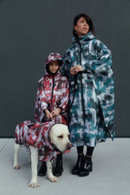 Load image into Gallery viewer, Poncho - Stains Turquoise