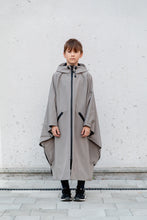 Load image into Gallery viewer, Kids Poncho - Sand