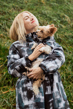 Load image into Gallery viewer, Parka - Stains Turquoise