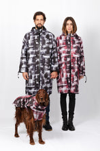 Load image into Gallery viewer, Parka - Stains Salmon