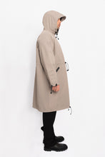 Load image into Gallery viewer, Parka - Sand
