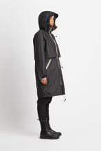 Load image into Gallery viewer, Parka - Black
