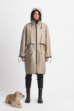 Load image into Gallery viewer, Parka - Taupe
