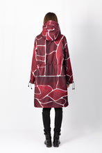 Load image into Gallery viewer, Parka - Turtle Red

