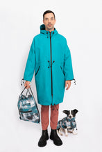 Load image into Gallery viewer, Parka - Turquoise
